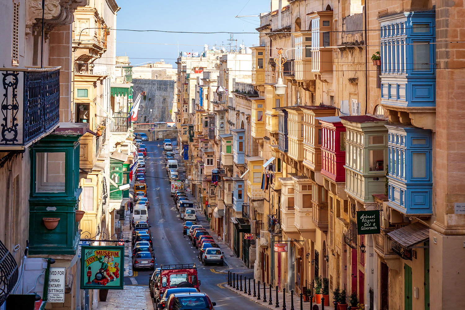 Malta Dil Okulu Vizesi Kolay Mı?